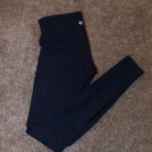 Black Lulu Leggings size 4